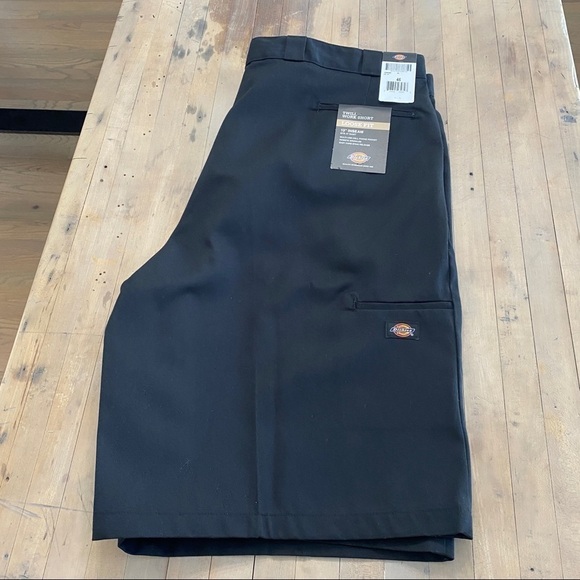 Dickies 13" Twill Loose Fit  Work Shorts in Black, Size 46 - Picture 7 of 7